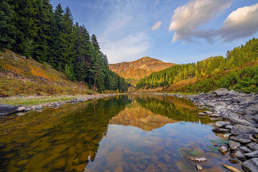 Artvin in farklı renklerdeki doğal güzellikleri