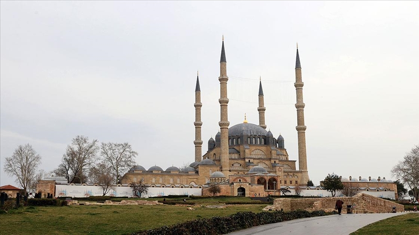 Selimiye Camii 450 yıldır ayakta