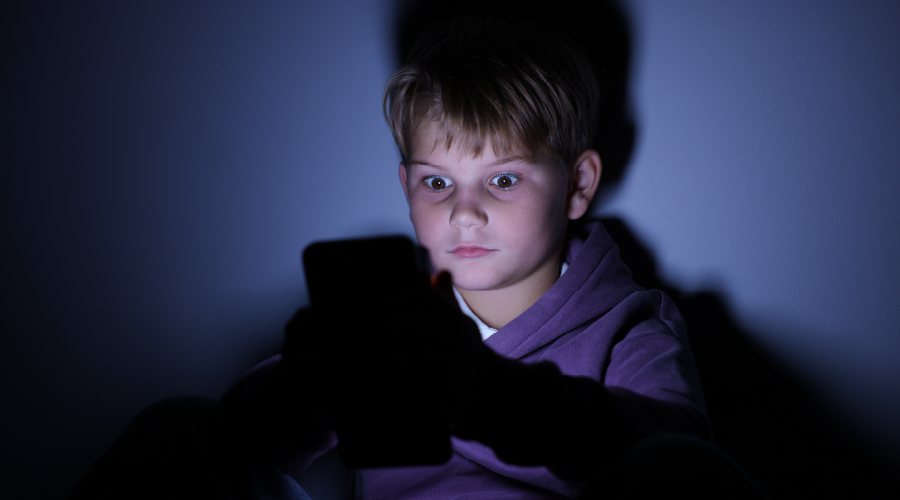 15 yaş altına dijital koruma adımı