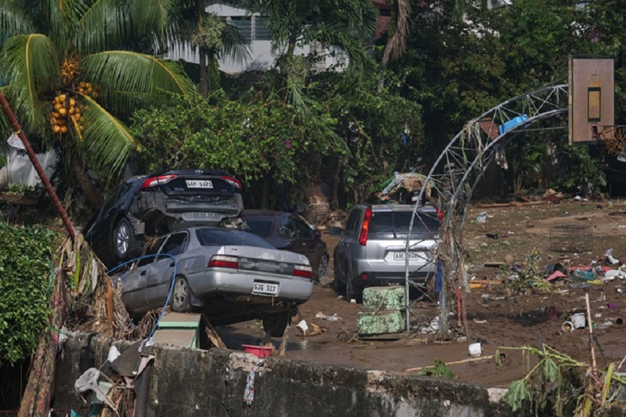 Filipinler de tayfun alarmı