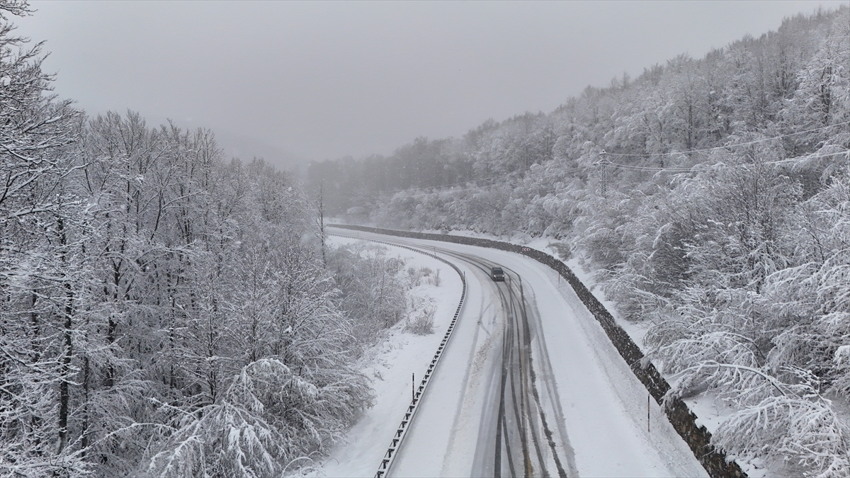 Trakya da Nisan ayında kar şaşırttı