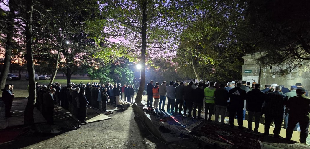 Hünkâr Çayırı'nda Dua ve İşrak Buluşması