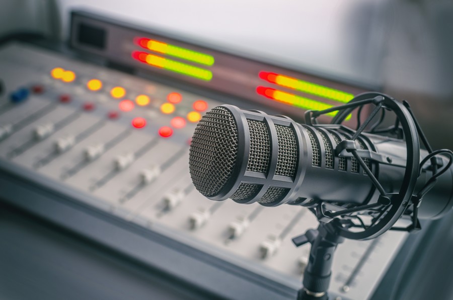 AKRA’da üç aylara özel yepyeni programlar