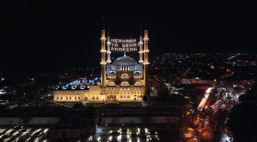 Teravih Namazı nasıl kılınır? Faziletleri nelerdir?