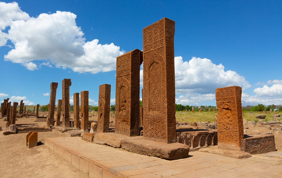Ahlat‘a Vefa Ziyareti