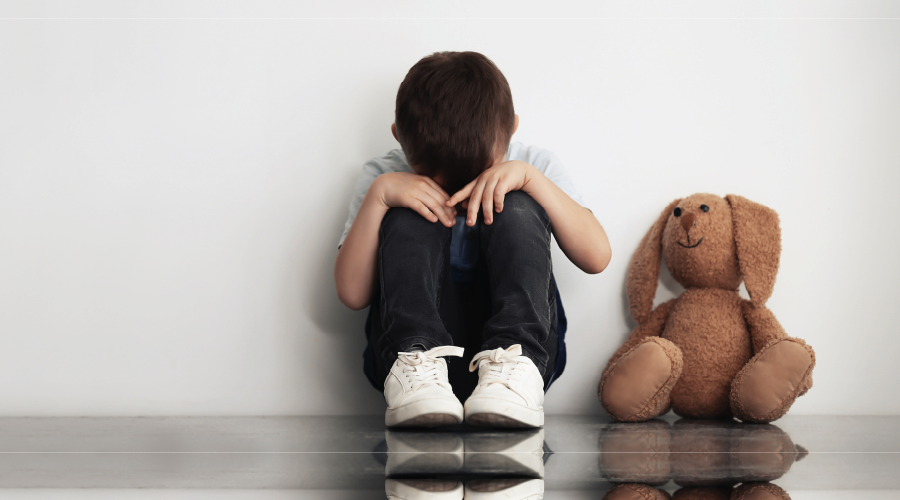 Sessiz çocuklar: utangaçlık mı, sosyal kaygı mı?