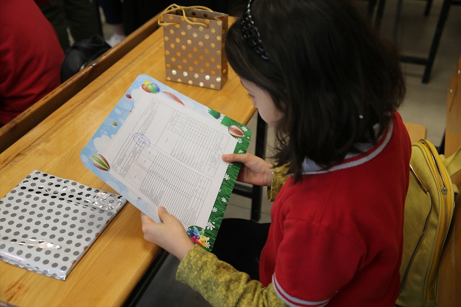 Yarıyıl karnesi nasıl değerlendirilmeli?