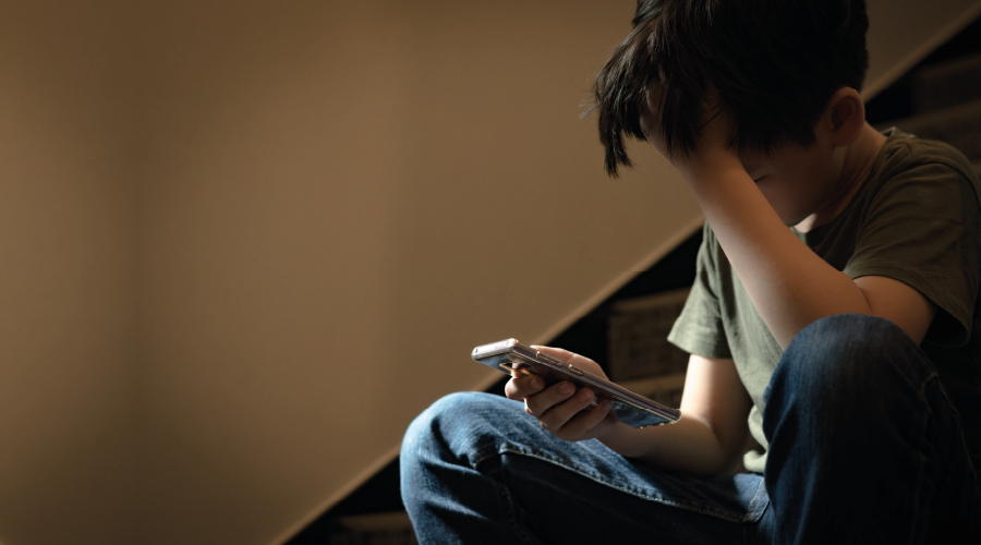 Sosyal medya çocuklarda depresyona yol açabiliyor